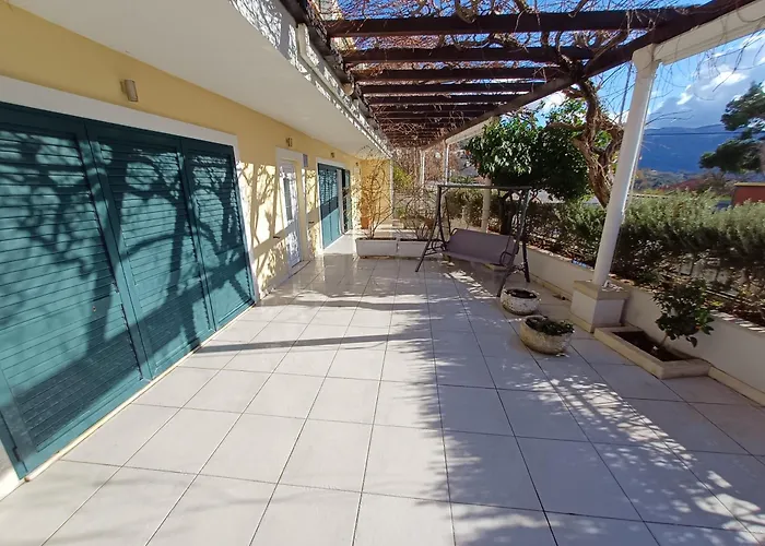 Adriatic Apartment *