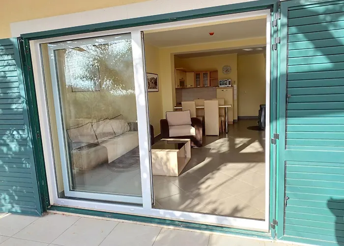 Adriatic Apartment *