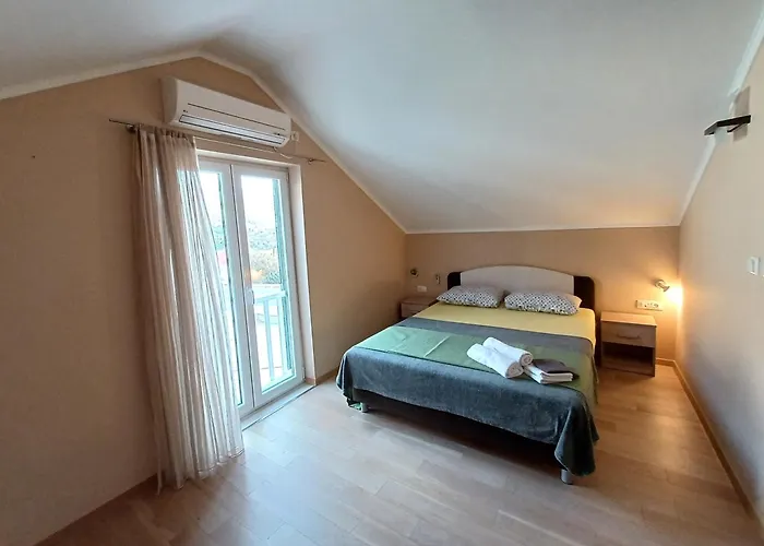 Adriatic Apartment *